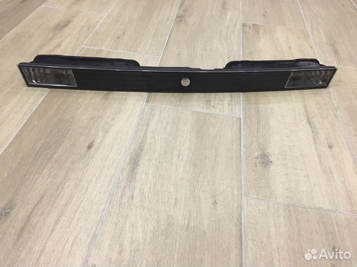 Фонарь задний средний BMW E65 2002