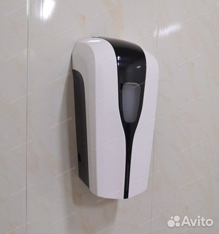 Автоматический дезинфектор рук ADR -1000