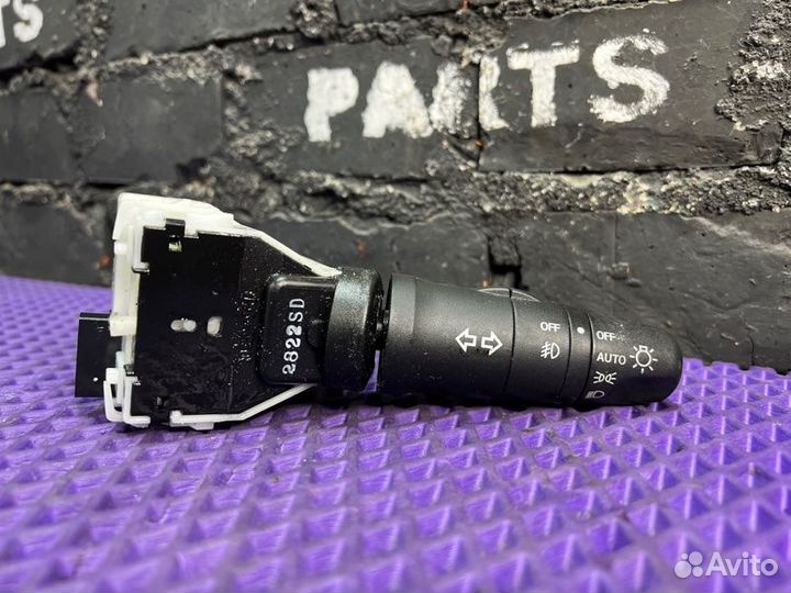 Подрулевой переключатель правый Nissan X-Trail