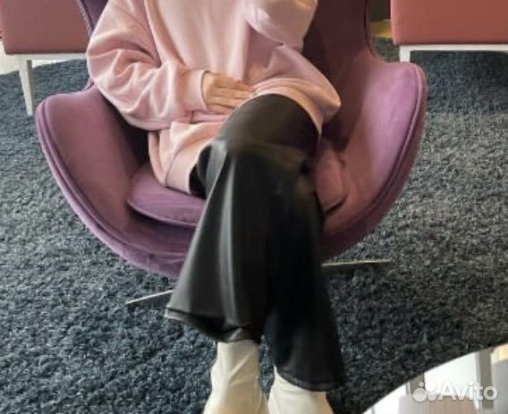 Кожаные брюки bershka