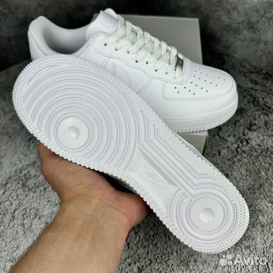 Кроссовки nike air force 1 белые