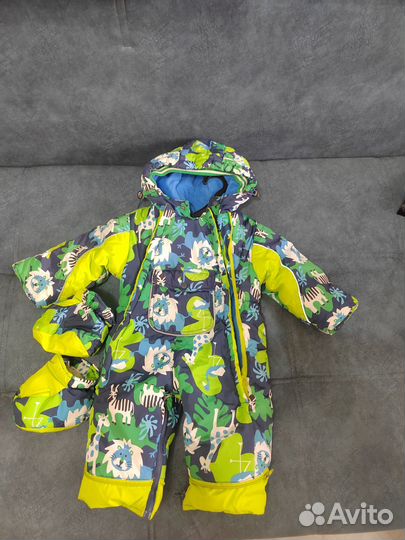 Зимний комбинезон с рождения
