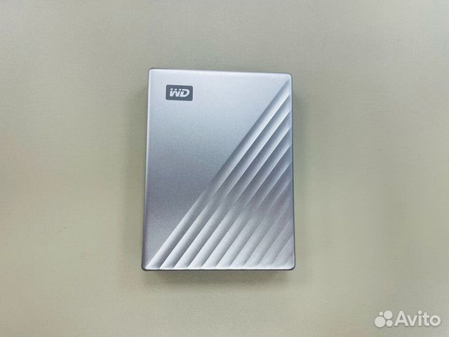 Western Digital My Passport Ultra 4 tb (сенной)