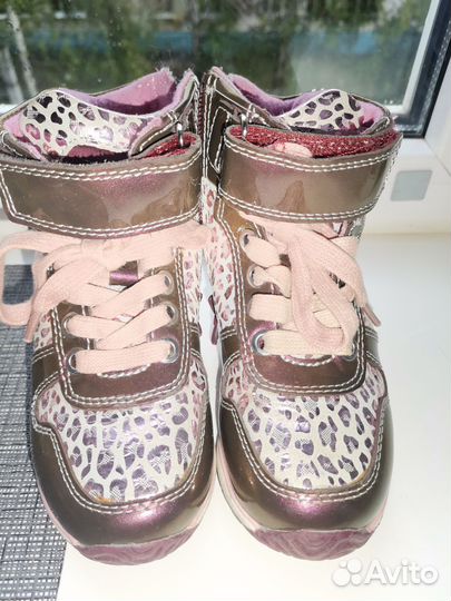 Ботинки для девочки