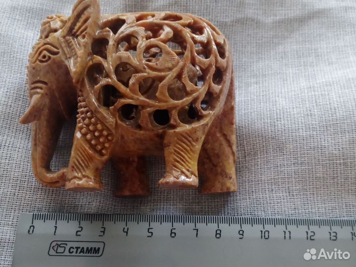 Статуэтка слон