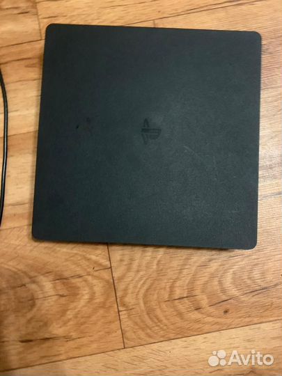 Sony playstation 4 slim