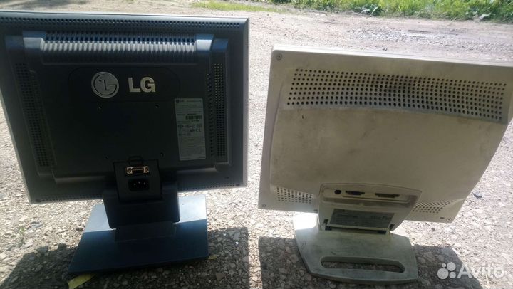 Монитор Samsung