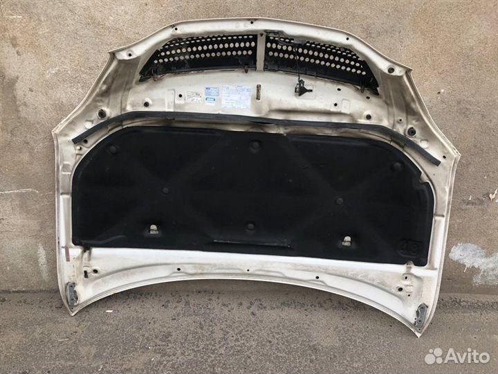 Капот Toyota Harrier 35