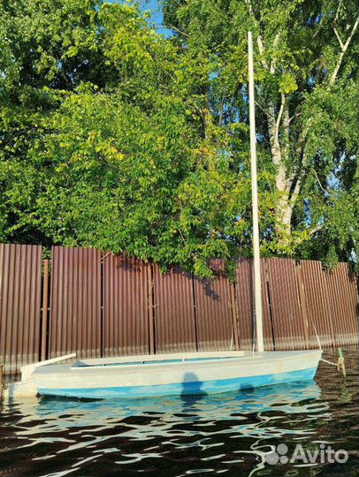 Швертбот парусный