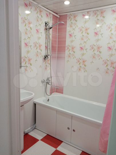 Дом 160 м² на участке 4 сот.