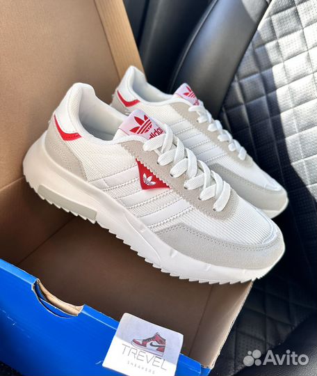 Кроссовки женские adidas