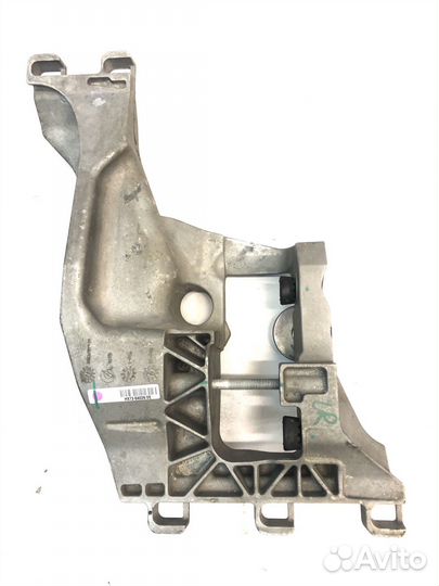 Кронштейн АКПП Land Rover Velar 2019