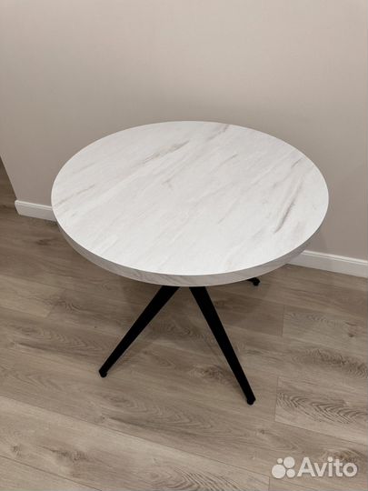 Кухонный стол бу