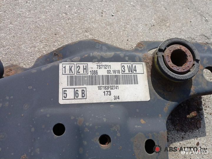 Передняя балка (подрамник) Ford Focus 2 2006