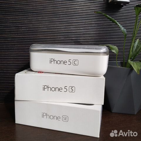 Коробка от iPhone 5c