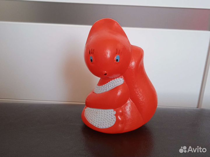 Белочка игрушка целлулоид СССР