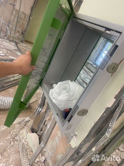 Дверние окно тумба