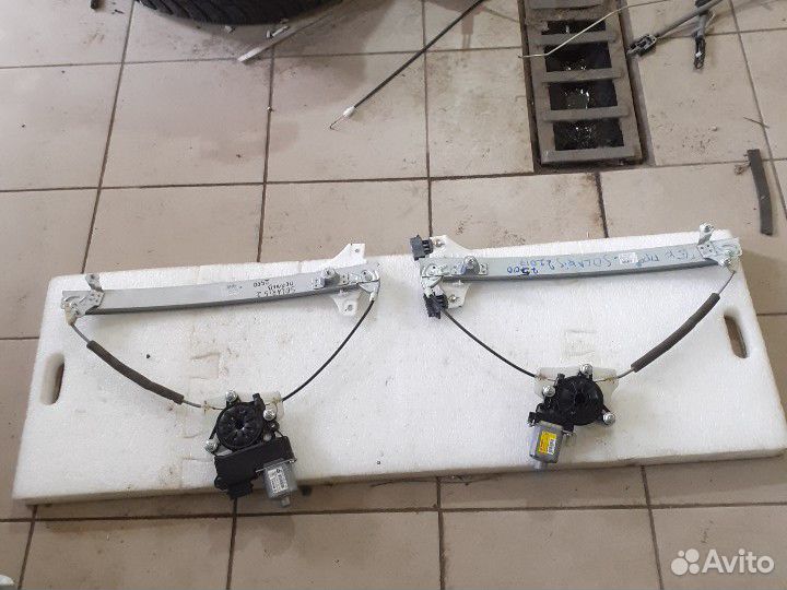 Стеклоподъемник передний правый левый Хендай Соляр