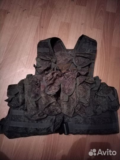 Разгрузочный жилет