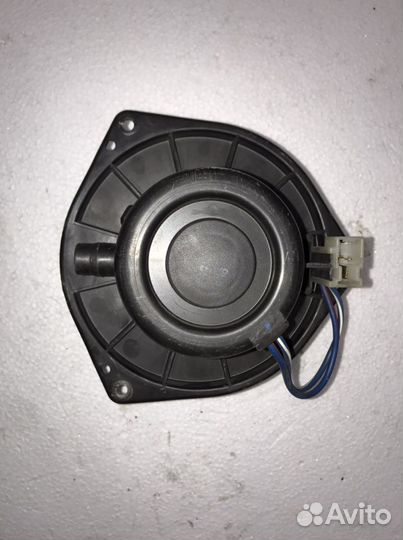 Моторчик отопителя Ниссан Примера П11 2001 г