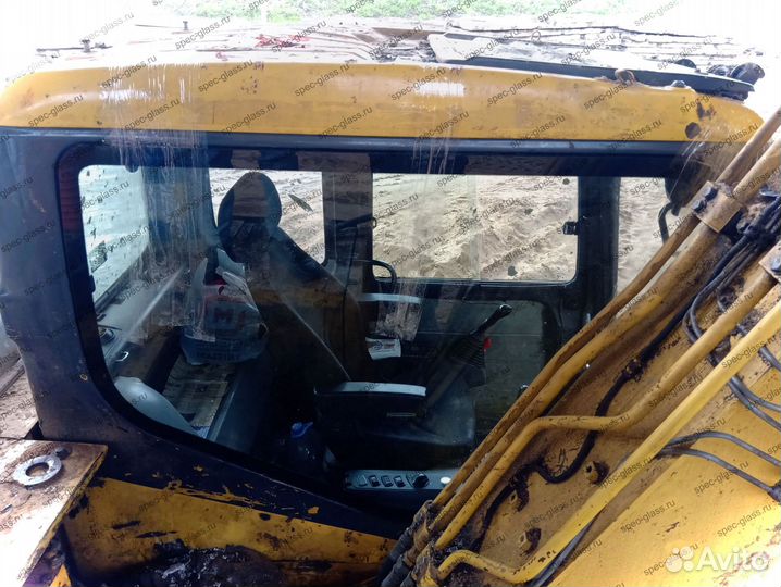 Стекла JCB