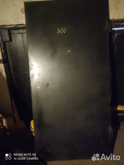 Металлическая дверь бу