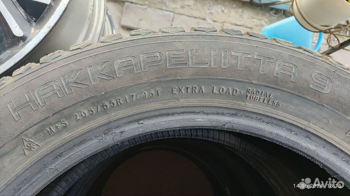 Nokian Tyres Hakkapeliitta 9 205/55 R17 95T