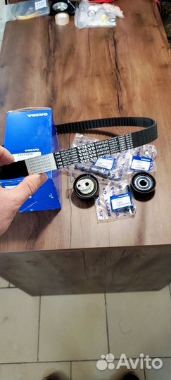 Комплект грм Volvo 32213096