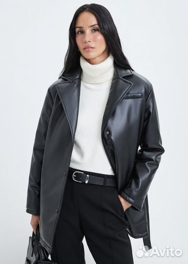 Куртка женская Zarina 44