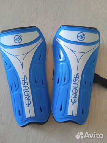 Защита для голени футбольная