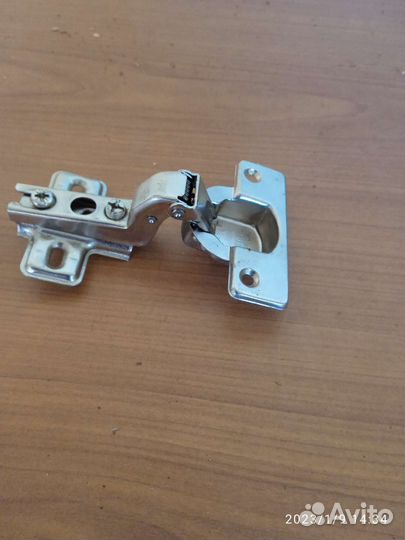 Петля мебельная внутреняя