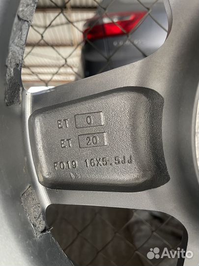 R16 Triangle AdvanteX SUV TR259 215/70, PCD 5x139.7 DIA 108.5