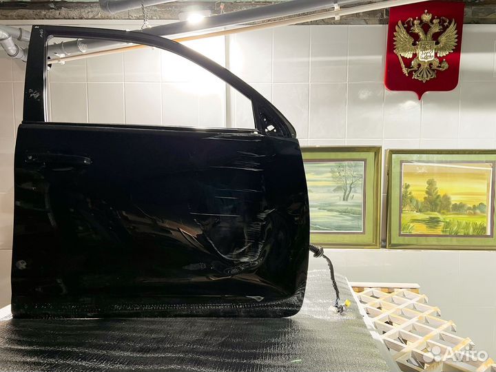 Правая дверь Toyota prado 150