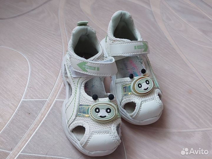 Босоножки для девочки 26 размер