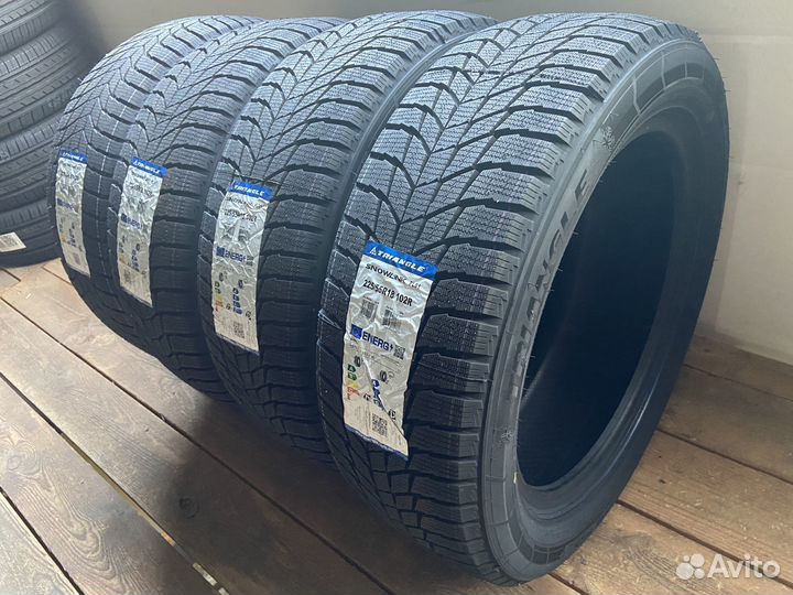 Triangle PL01 225/55 R18 102R