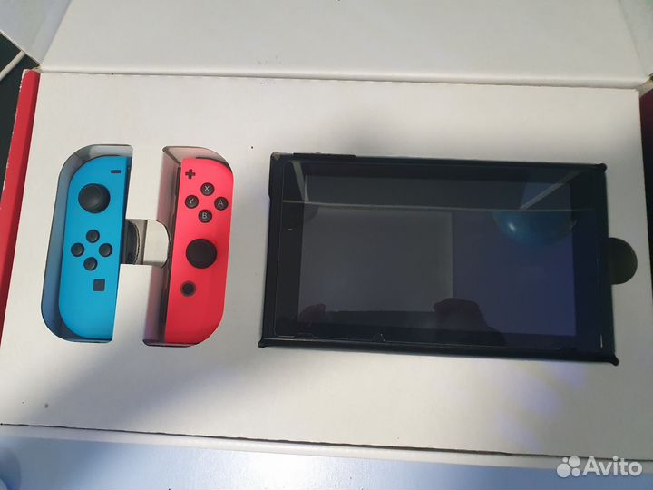 Приставка Nintendo switch oled