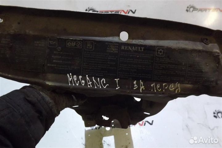 Панель передняя Рено Меган