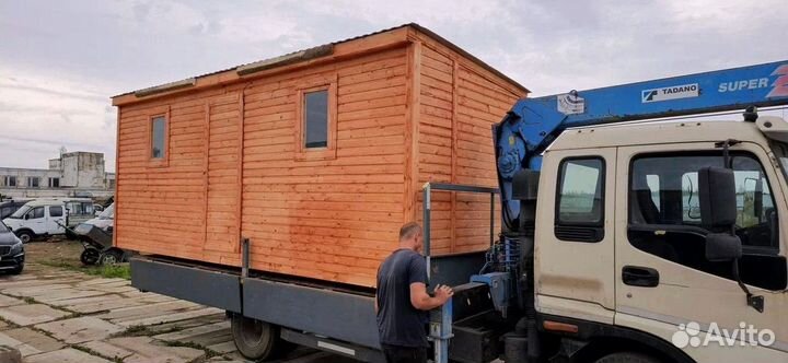 Металлический блок бытовка