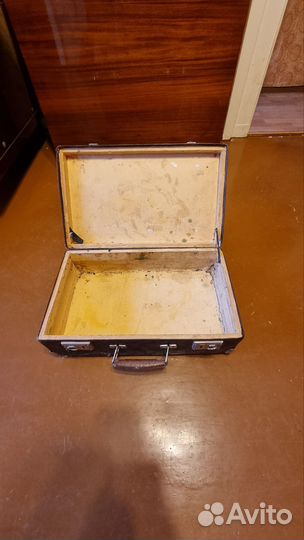 Чемодан винтажный