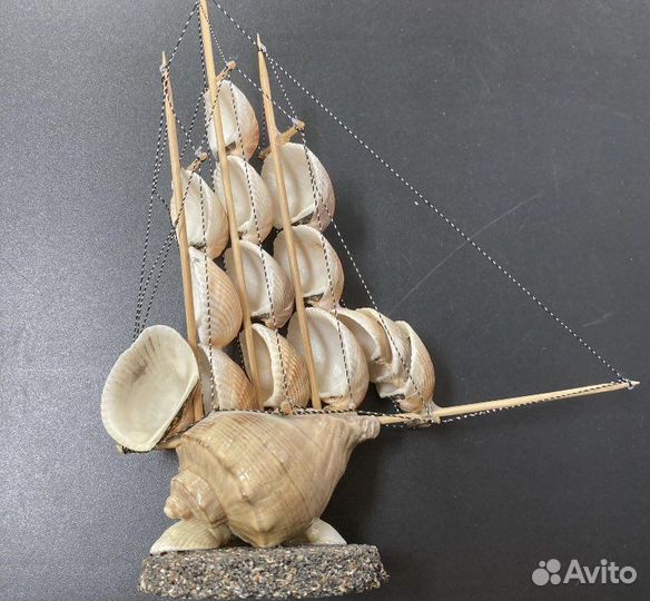 Корабль из ракушек