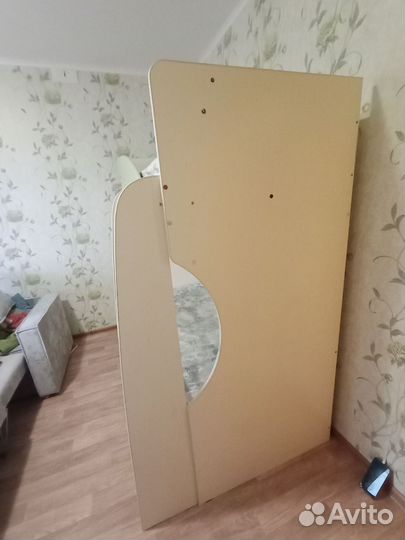 Кроватка детская двухъярусная