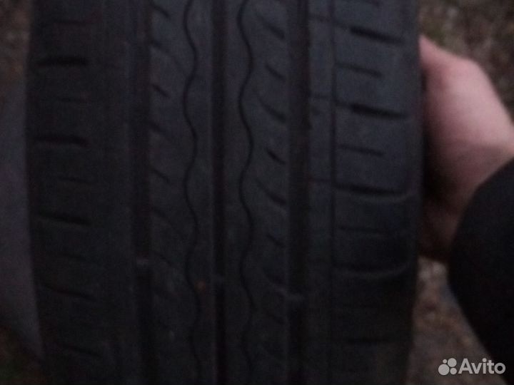 Kumho 722 15/65 R15