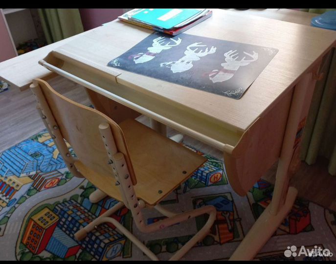 Растущая парта и стул деми