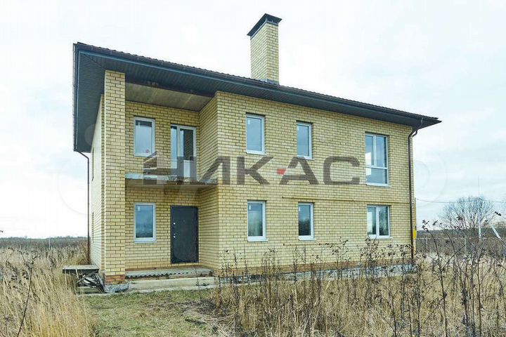 Коттедж 183,4 м² на участке 10 сот.