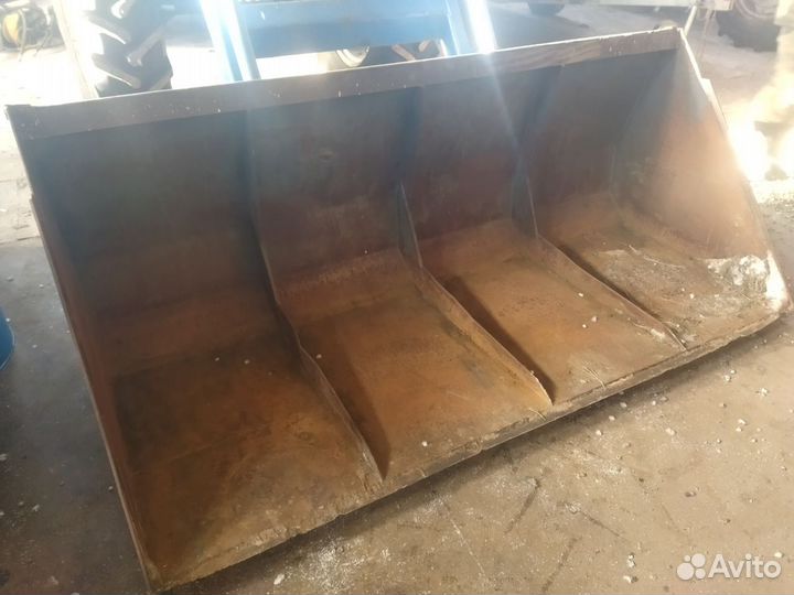 Трактор МТЗ (Беларус) BELARUS-1221, 2003