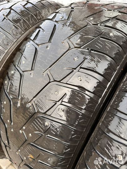 Yokohama Ice Guard IG55 285/60 R18