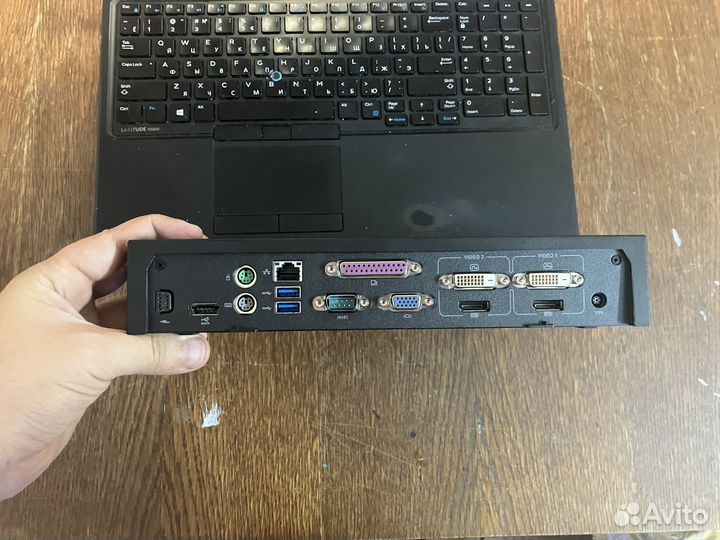 Ноутбук Dell Latitude E5550 + док-станция