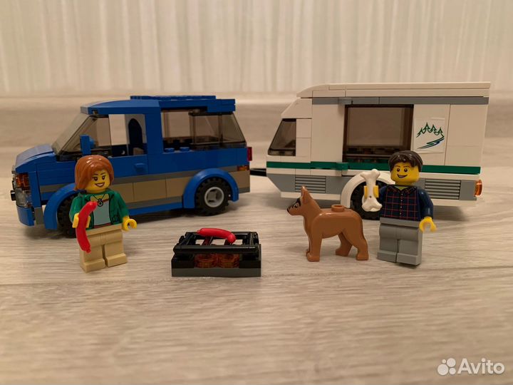 Lego City 60117 «Фургон и дом на колесах»