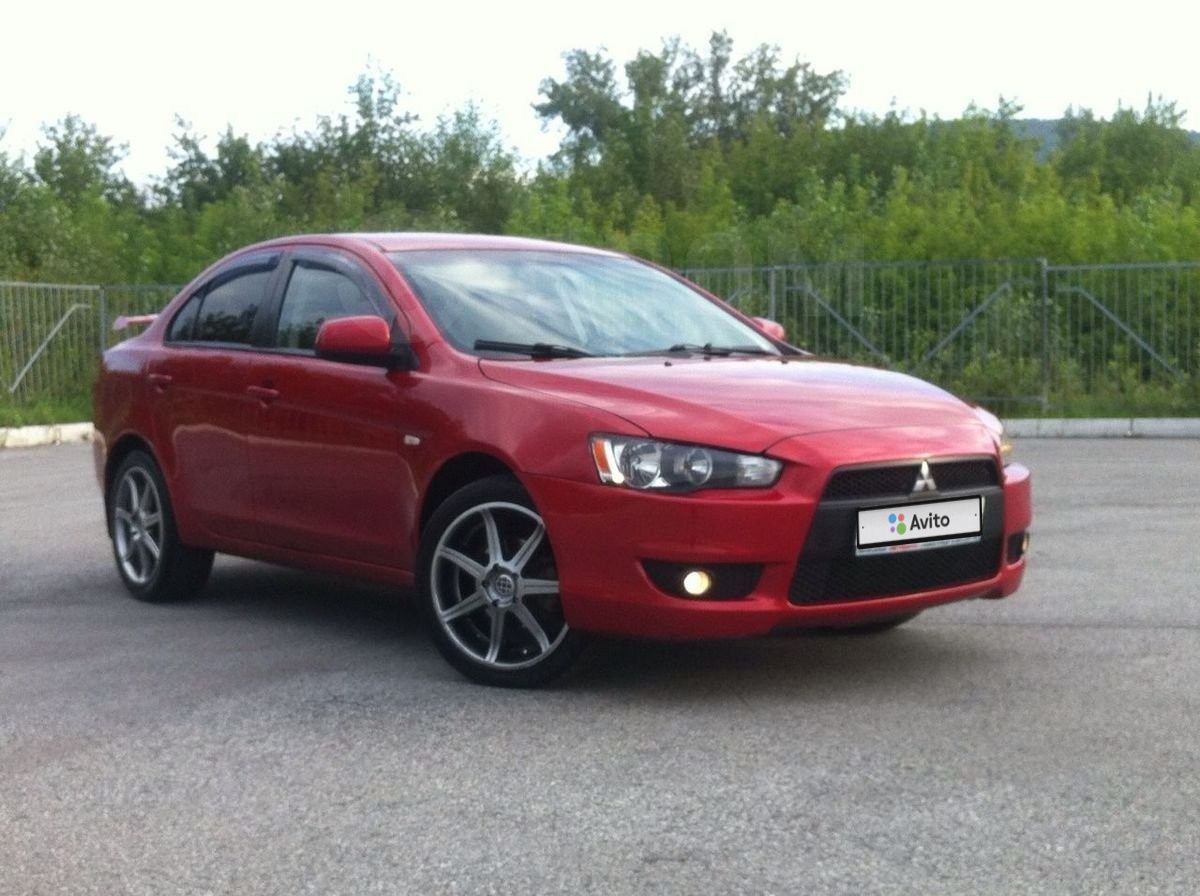 Mitsubishi Lancer: фото владельца