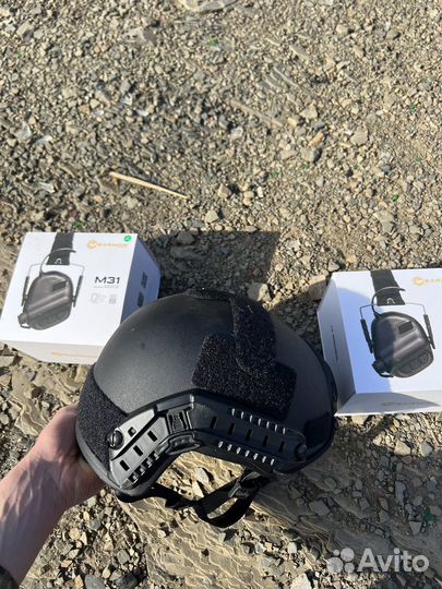 Военный тактический шлем